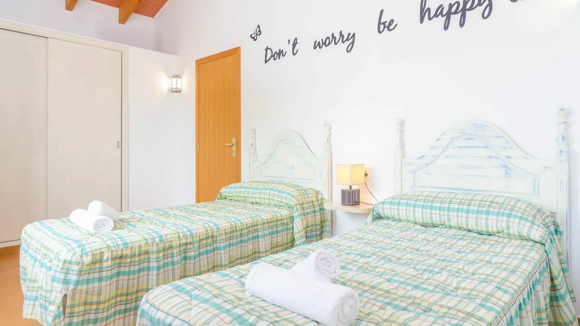 Cas General Villa Porto Petro  Chalet